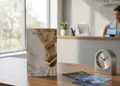 Διαφημιστικό πολύπτυχο έντυπο σε ζωντανά χρώματα με επαγγελματικό σχέδιο, ιδανικό για προώθηση προϊόντων και υπηρεσιών.
