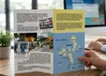 Πολύπτυχο διαφημιστικό έντυπο με ζωντανά χρώματα και γραφικά