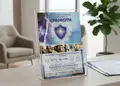 Διαφημιστικό πολύπτυχο έντυπο με ζωντανά χρώματα και κομψό σχέδιο