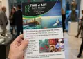 Flyer εκτύπωσης με ζωντανά χρώματα και καθαρό layout, ιδανικό για προωθητικές καμπάνιες και εκδηλώσεις.
