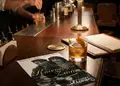 Flyer εκτύπωσης με ζωντανά χρώματα, στρατηγική διάταξη, ιδανικό για προσφορές και ειδικές εκδηλώσεις.