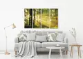 Πίνακας σε καμβά για χώρο που μπορεί να προορίζεται για σαλόνι, με τοπίο δάσους, σε ρεαλιστικό στυλ και μοντέρνα διακόσμηση.