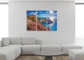 Πίνακας σε καμβά για χώρο που μπορεί να προορίζεται, με τοπίο ελληνικής φύσης και μοντέρνο στυλ διακόσμησης.