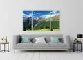 Πίνακας σε καμβά για χώρο που μπορεί να προορίζεται σε σαλόνι, με τοπίο βουνών, αφηρημένο και μοντέρνο στυλ διακόσμησης.