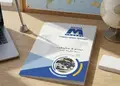 Δίπτυχο τουριστικού πρακτορείου με λογότυπο και χάρτη