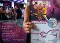 Προωθητικό flyer με έντονα μπλε και κίτρινα χρώματα, οργανωμένο layout και στρατηγικές εικόνες για επιχειρήσεις.