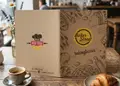 Κατάλογος café με φρέσκα χρώματα και εικόνες φαγητών, ιδανικός για καθημερινή χρήση και προσαρμογή.
