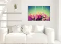 Πίνακας σε καμβά για χώρο που μπορεί να προορίζεται για σαλόνι, με αφηρημένα σχέδια και μοντέρνο στυλ διακόσμησης.