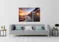 Πίνακας σε καμβά με τοπικά τοπία, σε μοντέρνο στυλ διακόσμησης, ιδανικός για χώρους που μπορεί να προορίζονται για χαλάρωση.