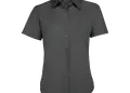 Γυναικείο κοντομάνικο πουκάμισο από ποπλίνα, 65% πολυέστερ και 35% βαμβάκι, με τσέπη και κουμπιά. Ιδανικό για επαγγελματική χρήση με δυνατότητα εκτύπωσης λογοτύπου.