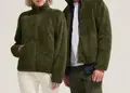 Άνετη unisex ζακέτα fleece από 70% ανακυκλωμένο πολυέστερ, με φερμουάρ και ρυθμιζόμενο κορδόνι. Ιδανική για επαγγελματική χρήση, με δυνατότητα εκτύπωσης λογοτύπου.