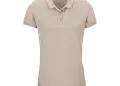 Γυναικείο πόλο από 100% οργανικό βαμβάκι, με κοντά μανίκια και 3 κουμπιά. Ιδανικό για επαγγελματική χρήση με δυνατότητα εκτύπωσης λογοτύπου.