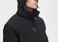 Ανδρικό μπουφάν softshell από 94% polyester, αδιάβροχο και διαπνέον. Ιδανικό για επαγγελματική χρήση με δυνατότητα εκτύπωσης λογοτύπου και πρακτικές τσέπες.
