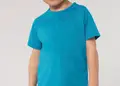 Παιδικό T-Shirt από 100% πολυέστερ, με ρεγκλάν μανίκια και άνετη εφαρμογή. Ιδανικό για αθλήματα με δυνατότητα εκτύπωσης λογοτύπων ή μηνυμάτων.