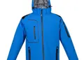Αδιάβροχο τζάκετ softshell 3 στρώσεων, με ελαστικές μανσέτες και τσέπες με φερμουάρ. Ιδανικό για εξωτερικές εργασίες, με δυνατότητα εκτύπωσης λογοτύπου.
