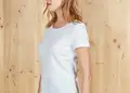 Γυναικείο T-shirt από 100% οργανικό βαμβάκι, με κοντά μανίκια και στρογγυλή λαιμόκοψη. Ιδανικό για επαγγελματική χρήση, διαθέτει δυνατότητα εκτύπωσης λογοτύπου.
