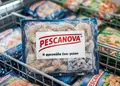 Ετικέτα Pescanova σε συσκευασία θαλασσινών με έμφαση στη φρεσκάδα
